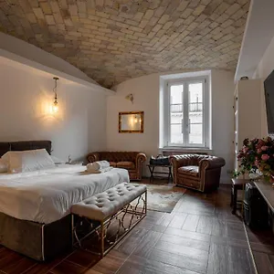 rhome-luxury-business-collection.it-romehotels.com/